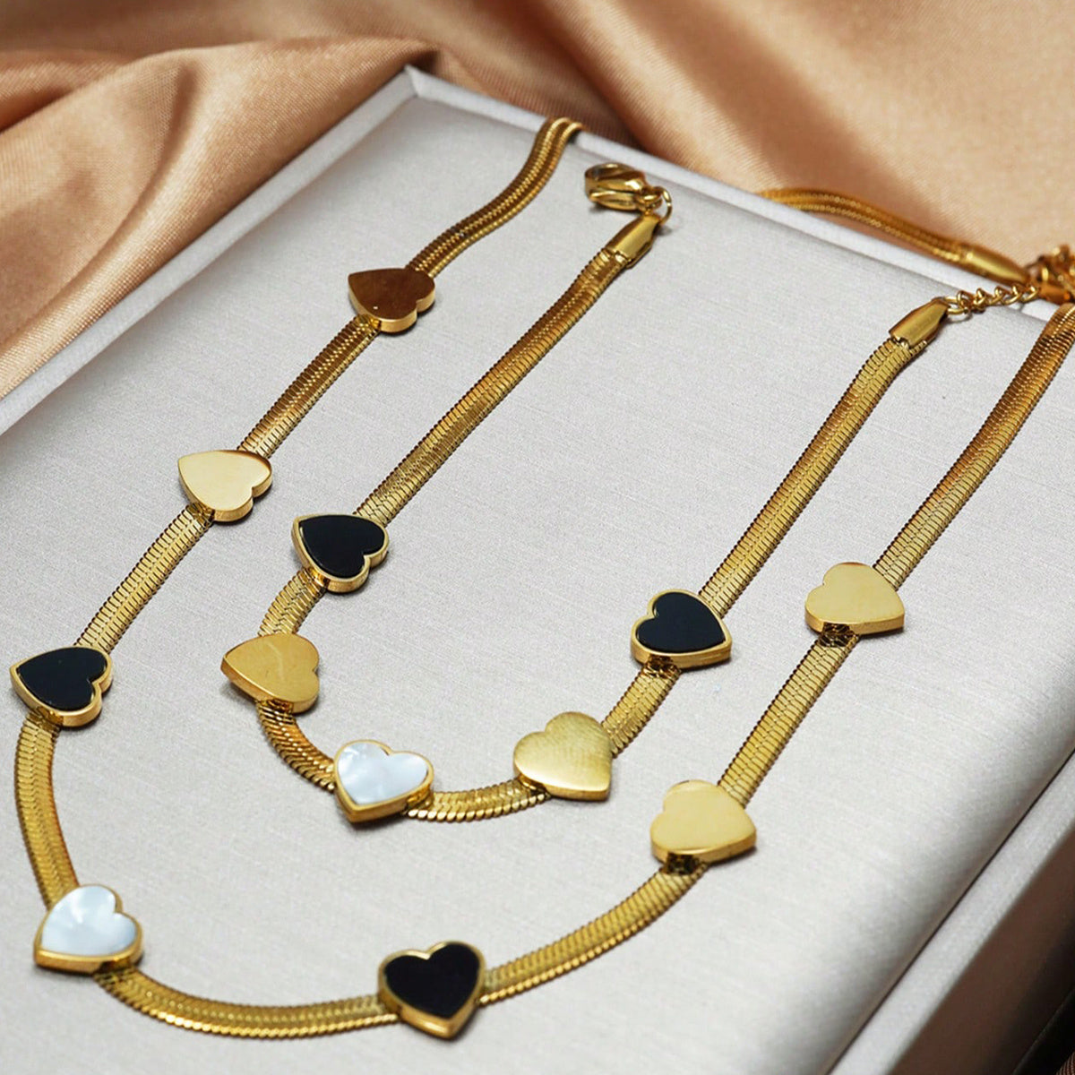 Lxalry 18K Gold Plated Heart Mirror Jewelry Set Hypoallergenic Skin Safe Necklace Bracelet For Daily Gifting Never Fade Adjustable Luxury With Precision Inlay Craftsmanship